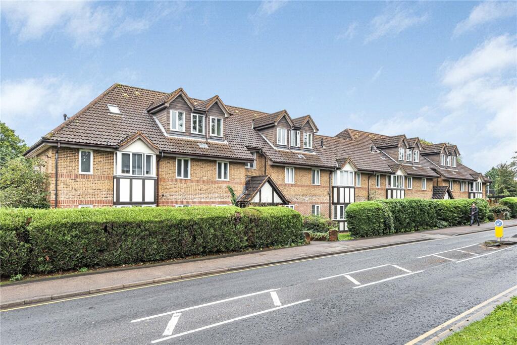 2 bedroom apartment for sale in Everett Court, Watling Street, Radlett
