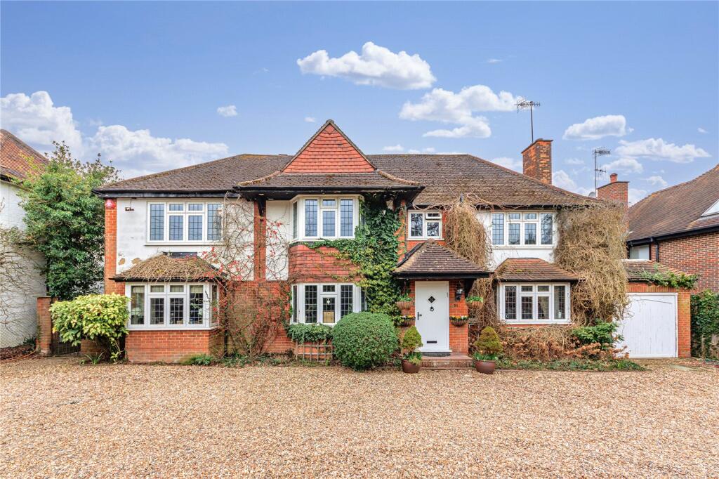Main image of property: Newlands Avenue, Radlett, Hertfordshire, WD7