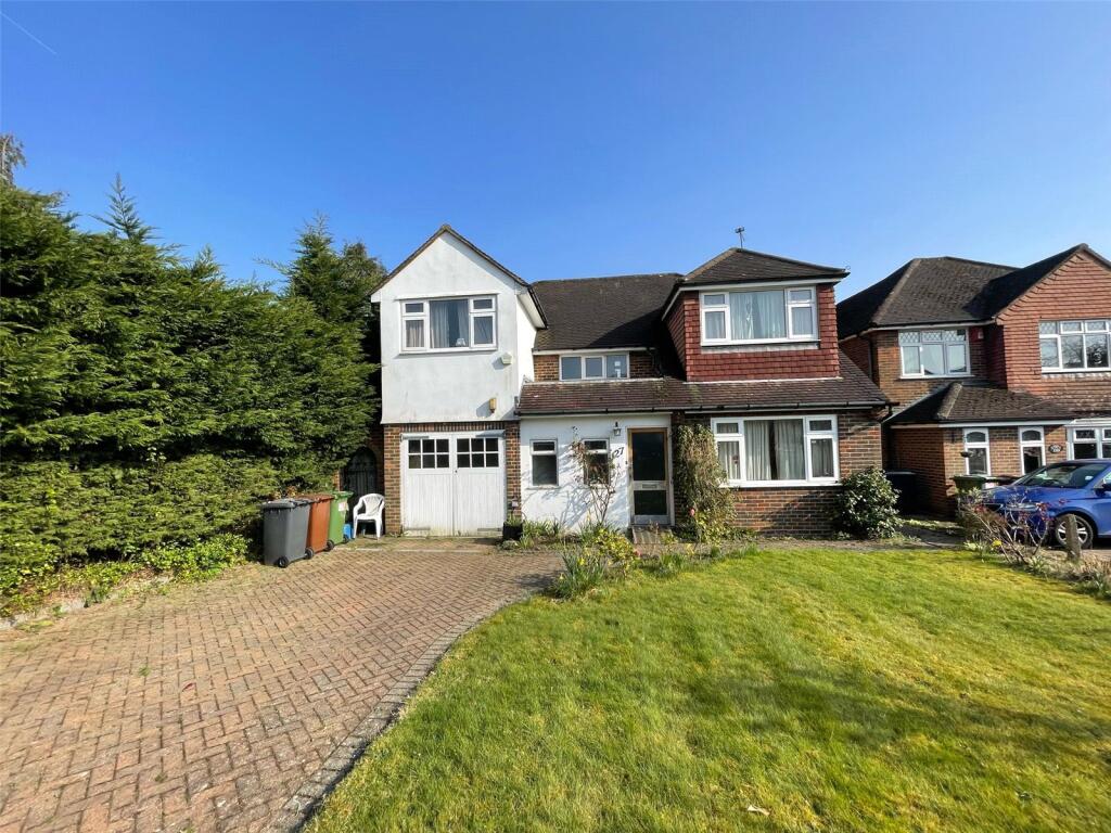 Main image of property: Newberries Avenue, Radlett, Hertfordshire, WD7