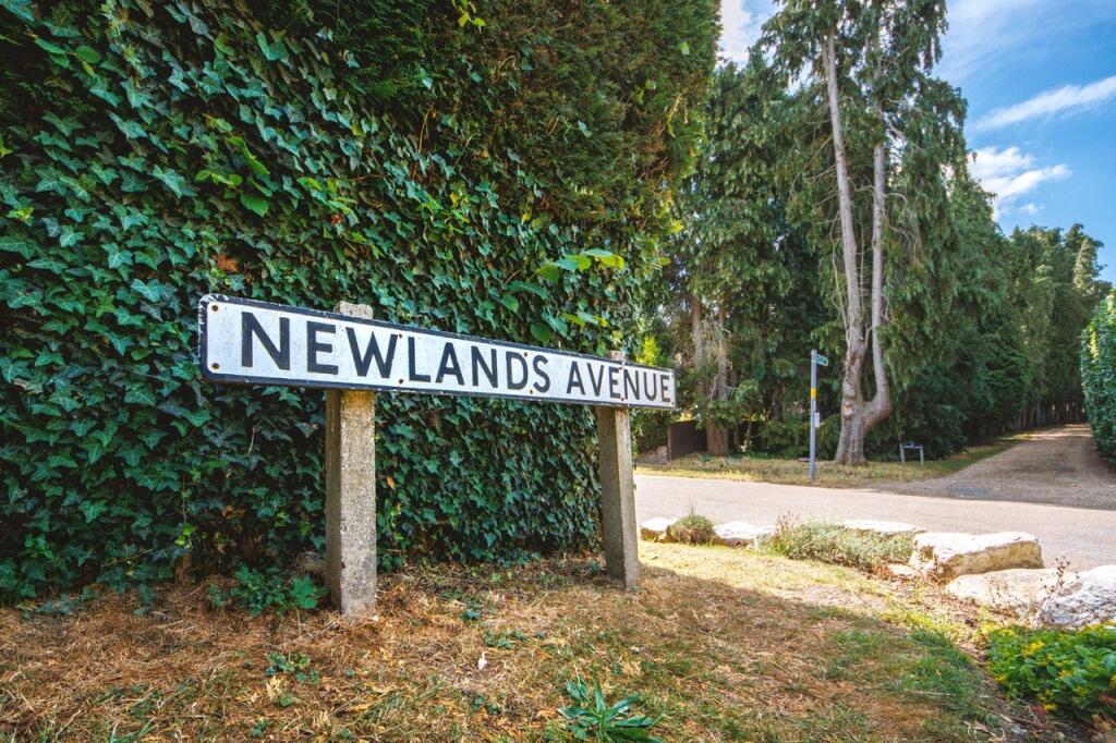 Main image of property: Newlands Avenue, Radlett, Hertfordshire, WD7