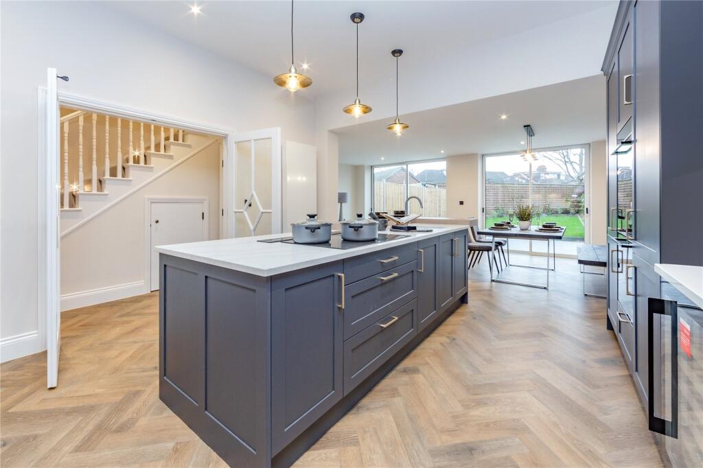 Main image of property: Hale Grove Gardens, London, NW7