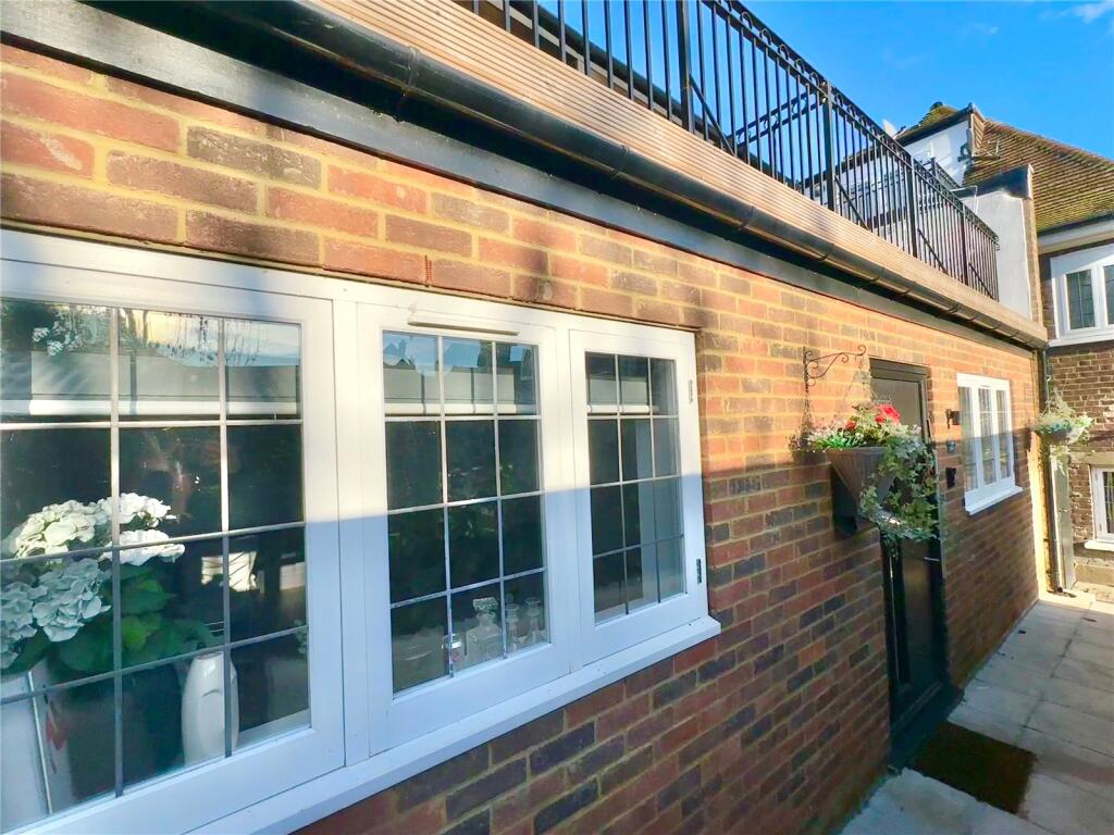 Main image of property: Watling Street, Radlett, Hertfordshire, WD7