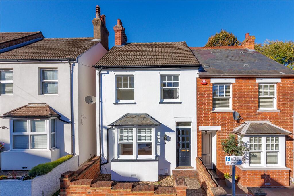 Main image of property: Aldenham Road, Radlett, Hertfordshire, WD7