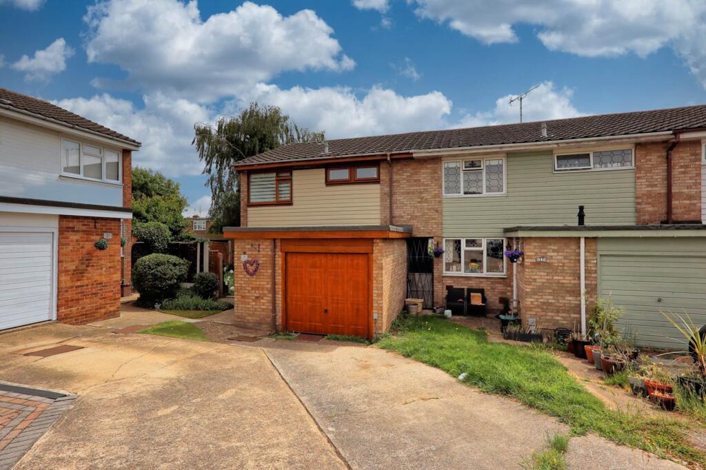Main image of property: Grangeway, Thundersley