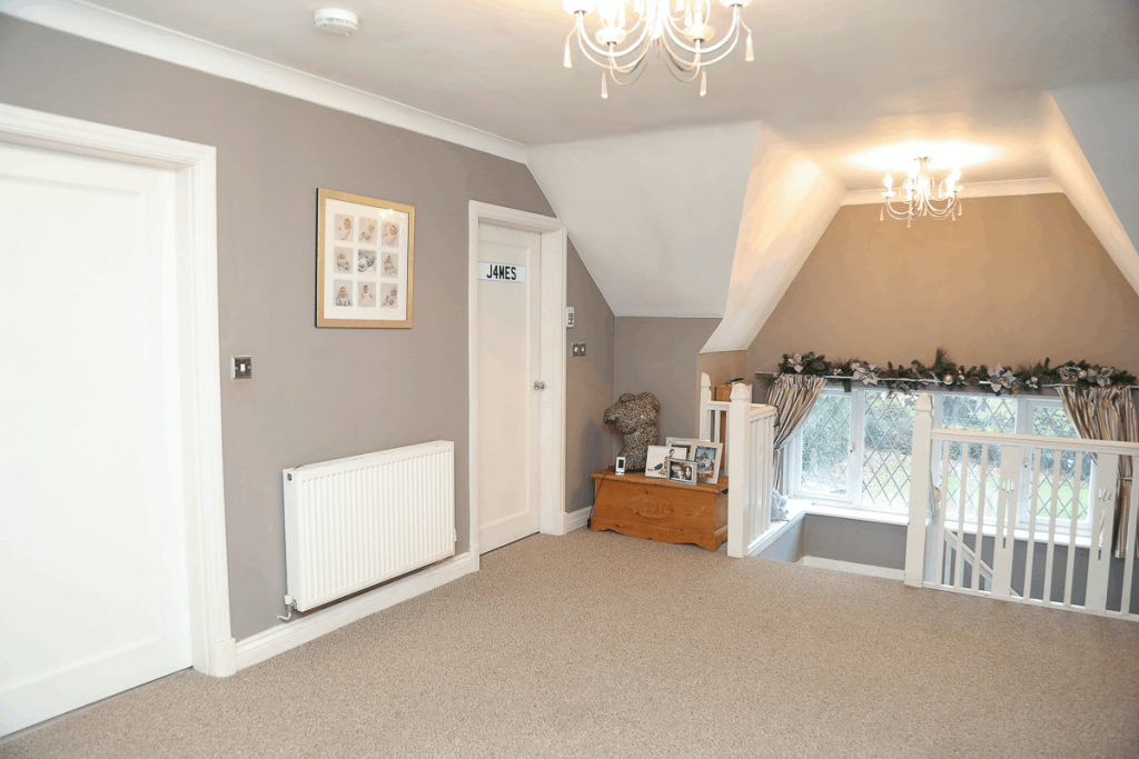 5 bedroom detached house for sale in 95 Meliden Road, Prestatyn