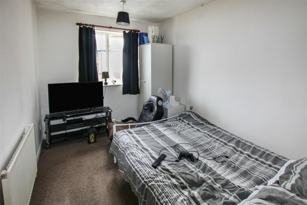 2 bedroom flat for sale in Saronie Court, Prestatyn, Denbighshire LL19