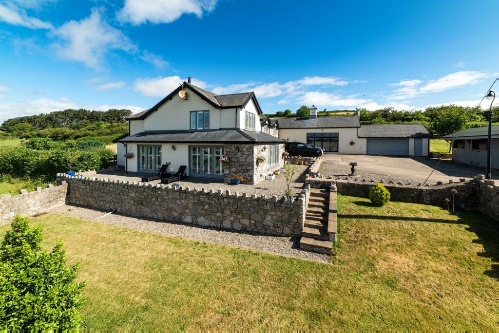 Main image of property: Ffordd Teilia, Gwaenysgor, Flintshire LL18 6EQ