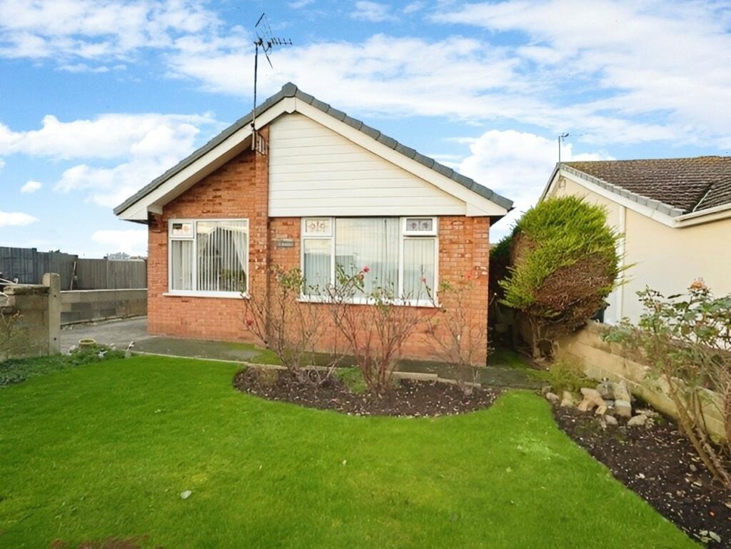 2 bedroom detached bungalow for sale in Cherry Close, Prestatyn