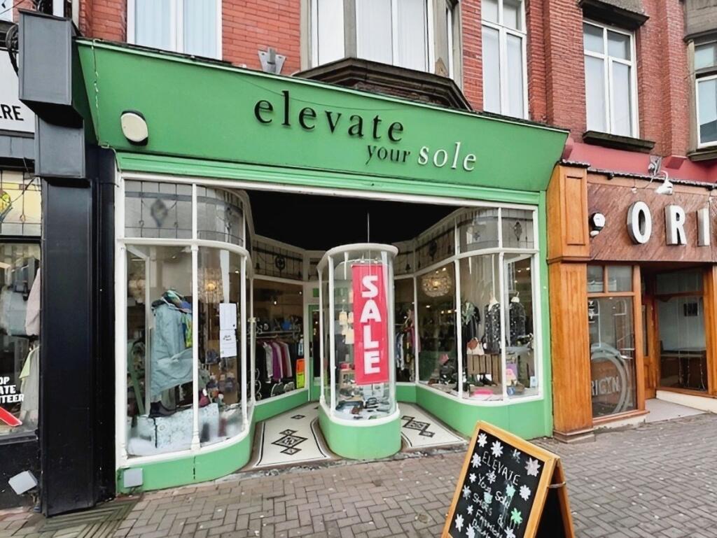 Main image of property: 170 High Street, Prestatyn, Denbighshire LL19 9BW