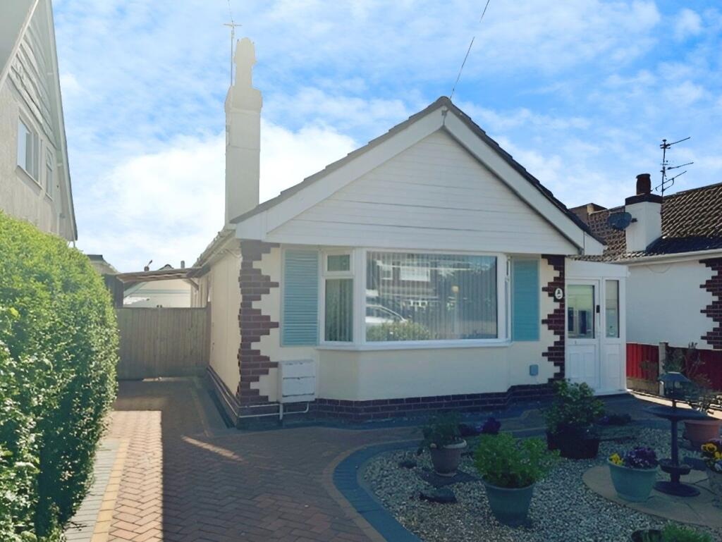Main image of property: Ceg y Ffordd, Prestatyn LL19 7YE