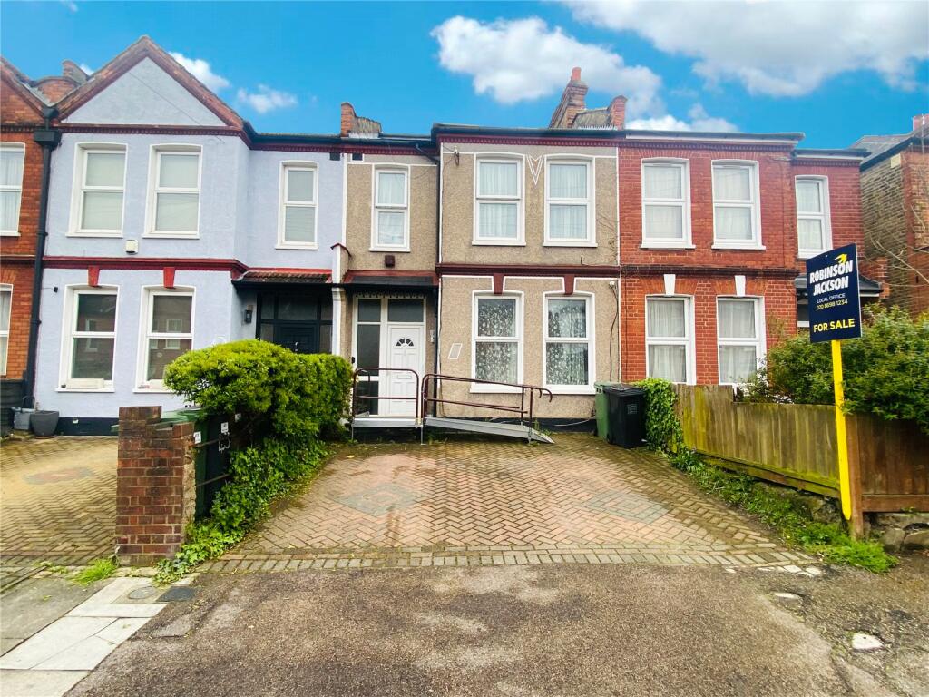 5 bedroom terraced house for sale in Balloch Road, Catford, London, SE6