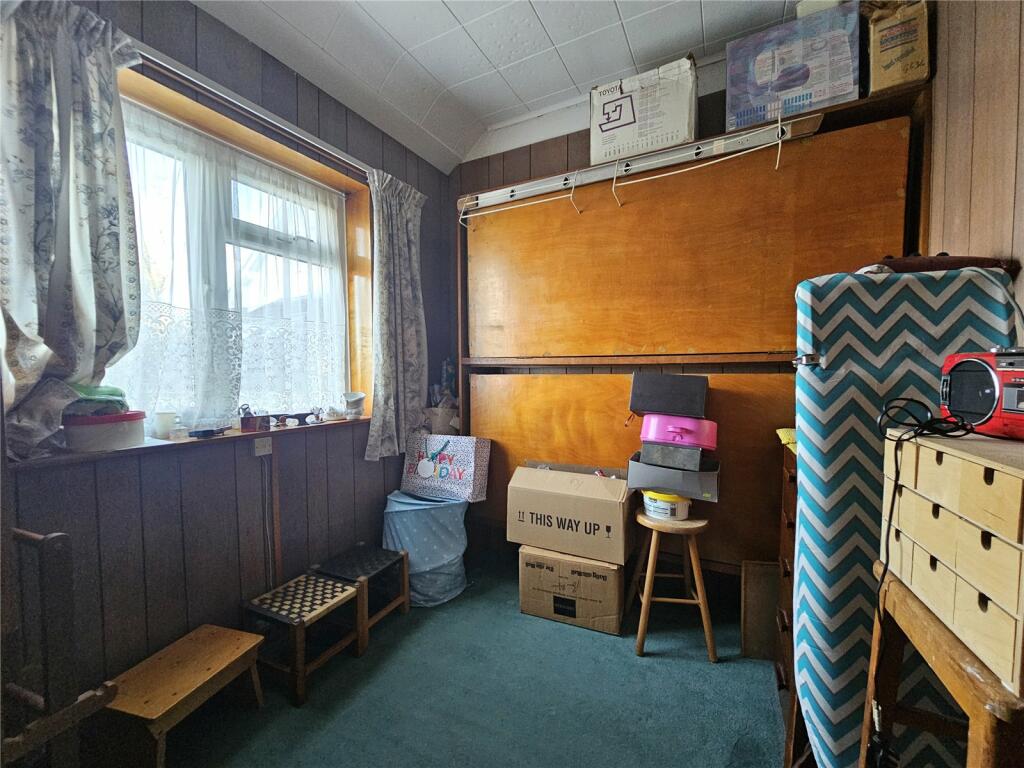 Additional property image - Dagonet Gardens, Bromley, BR1