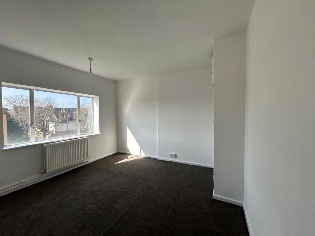 Main image of property: Bromley Road, London, SE6