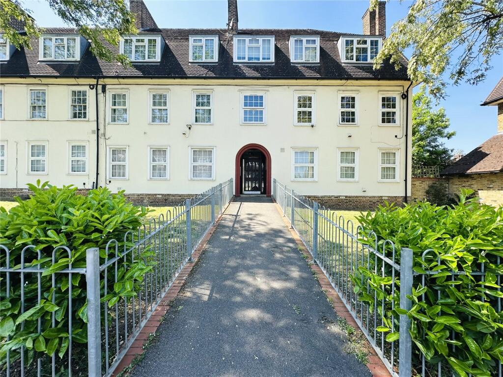 Main image of property: Thurbarn Road, London, SE6