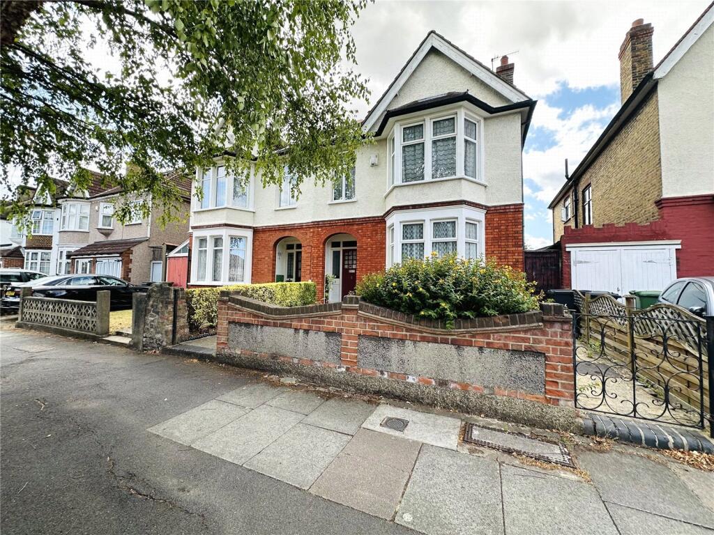 Main image of property: Newquay Road, London, SE6