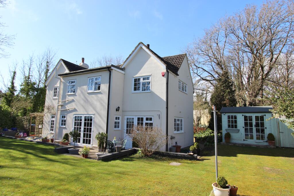 4 bedroom detached house for sale in Dover Road, Ringwould, Deal, Kent