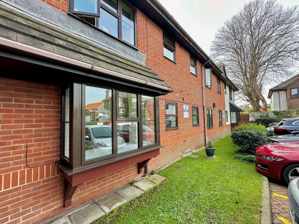 2 bedroom apartment for sale in Queens Mews, Queen Street, Deal, Kent, CT14
