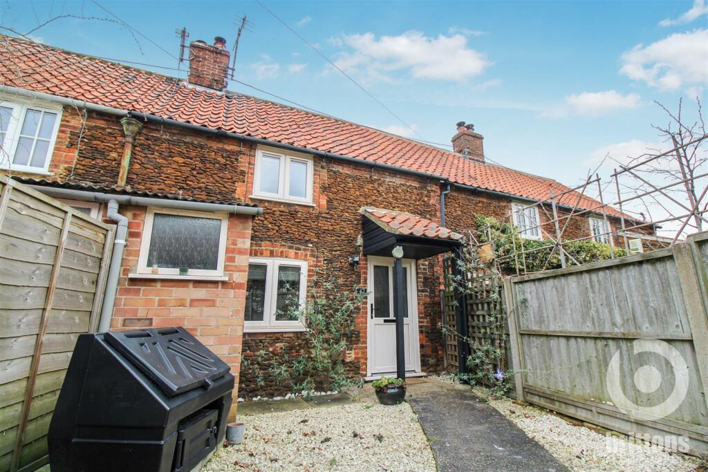 1 bedroom terraced house for sale in Chapel Road, Dersingham, PE31