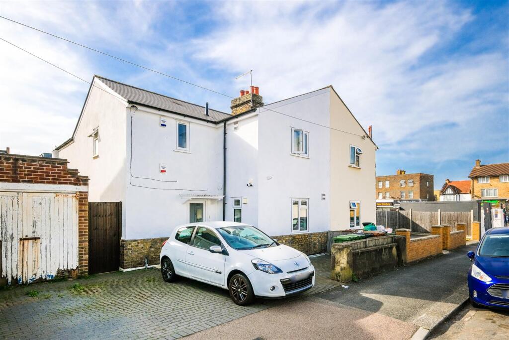 Main image of property: Templeton Avenue, Chingford, E4