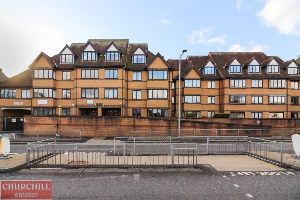 2-bedroom-retirement-property-for-sale-in-high-road-london-e18