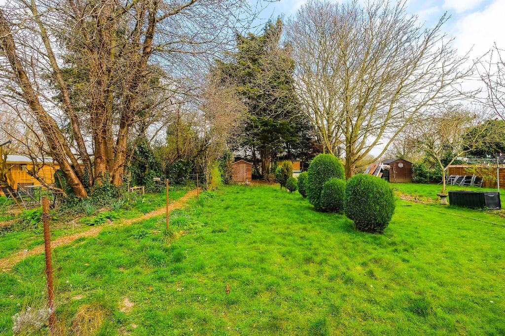 Main image of property: Onslow Gardens, E18
