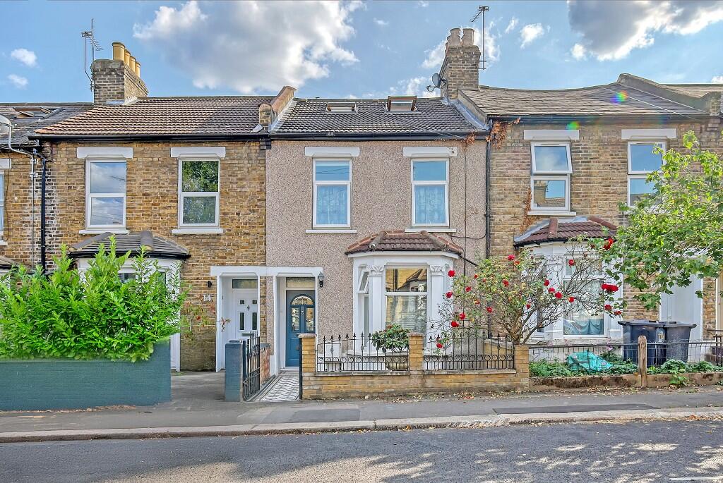 Main image of property: Granville Road, London, E18