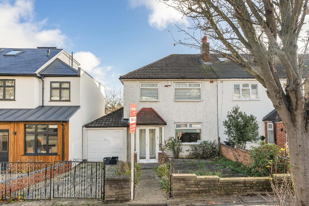 Main image of property: Broxbourne Avenue, London, E18