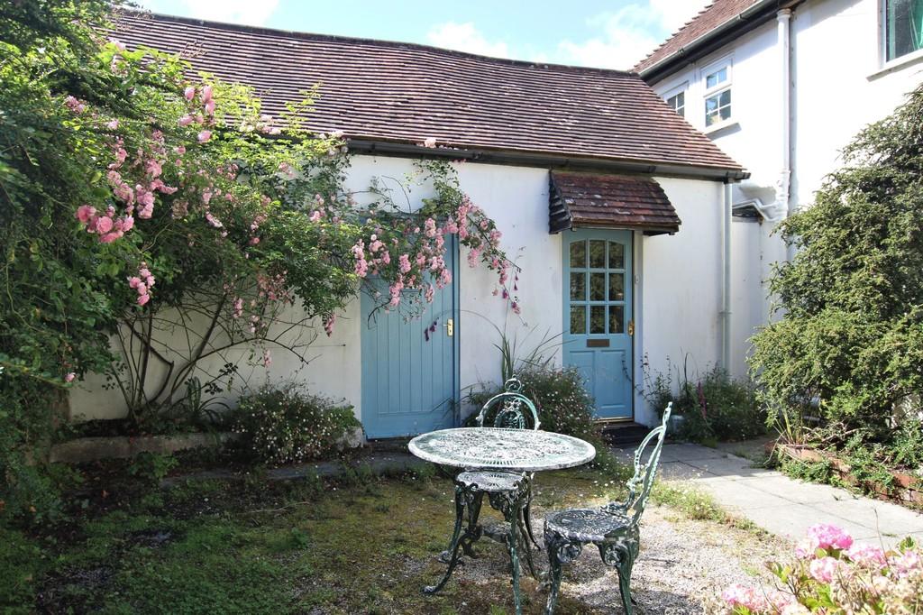 2 bedroom cottage for sale in Penryn, TR10
