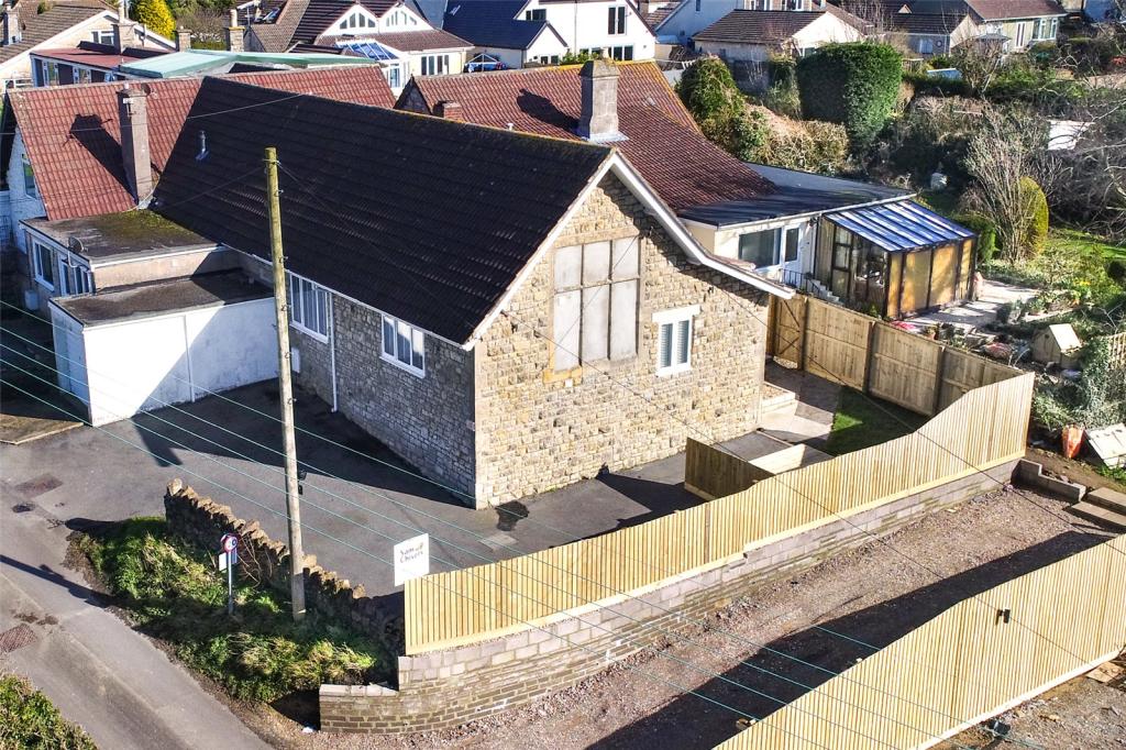 3 bedroom bungalow for rent in Church Road, Peasedown St John, Bath, BA2