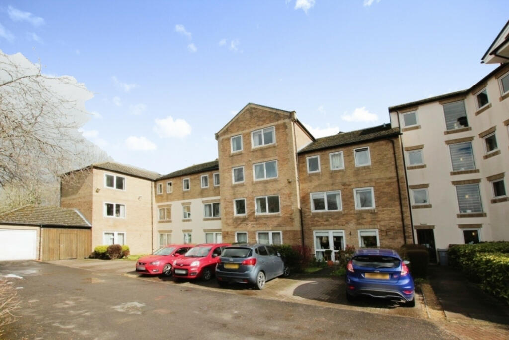 1 bedroom apartment for sale in The Moors, Kidlington, OX5