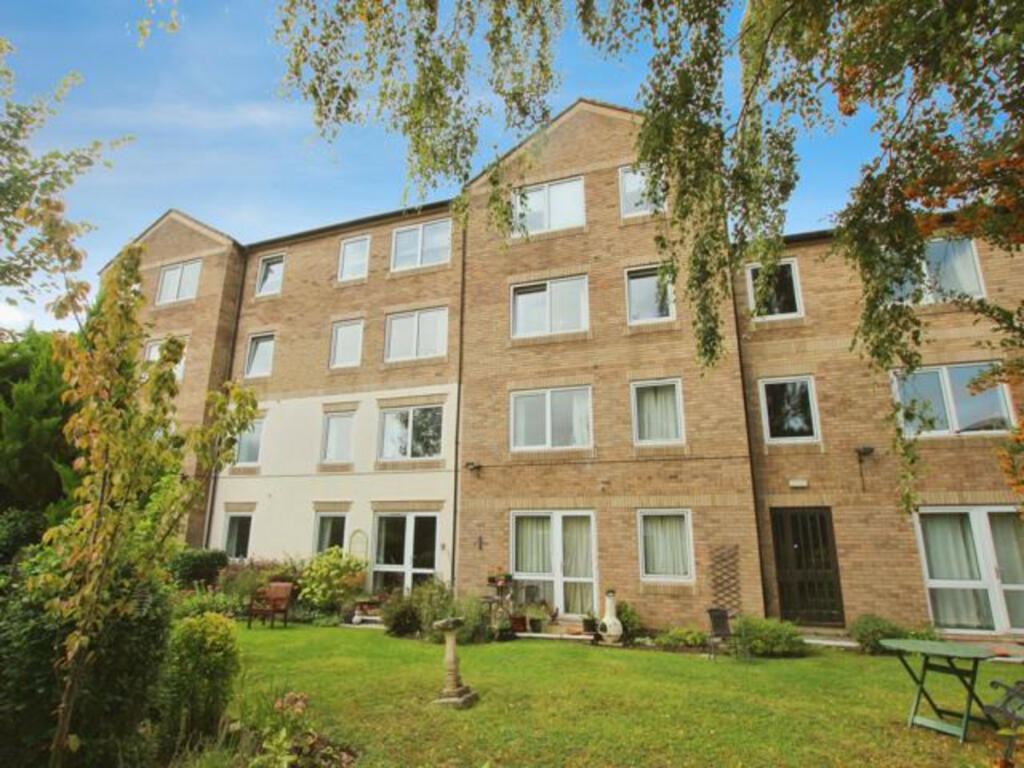 Main image of property: 33 Homewell House, Kidlington, OX5