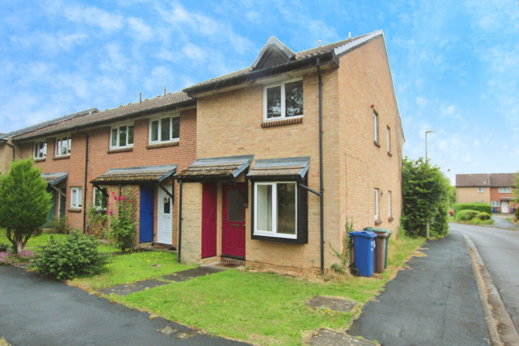Main image of property: Axtell Close, Kidlington, OX5