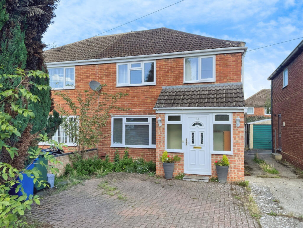 Main image of property: South Avenue, Kidlington, OX5