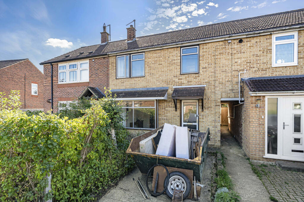 Main image of property: Queens Avenue, Kidlington, OX5
