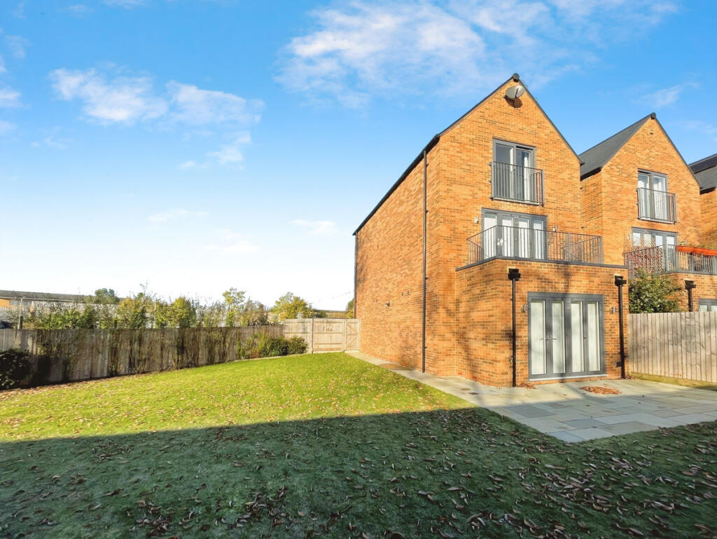 Main image of property: Mount Pleasant, Kidlington, OX5