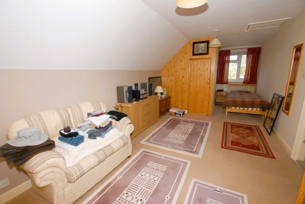 3 bedroom bungalow for sale in Kingsway, Dymchurch, TN29
