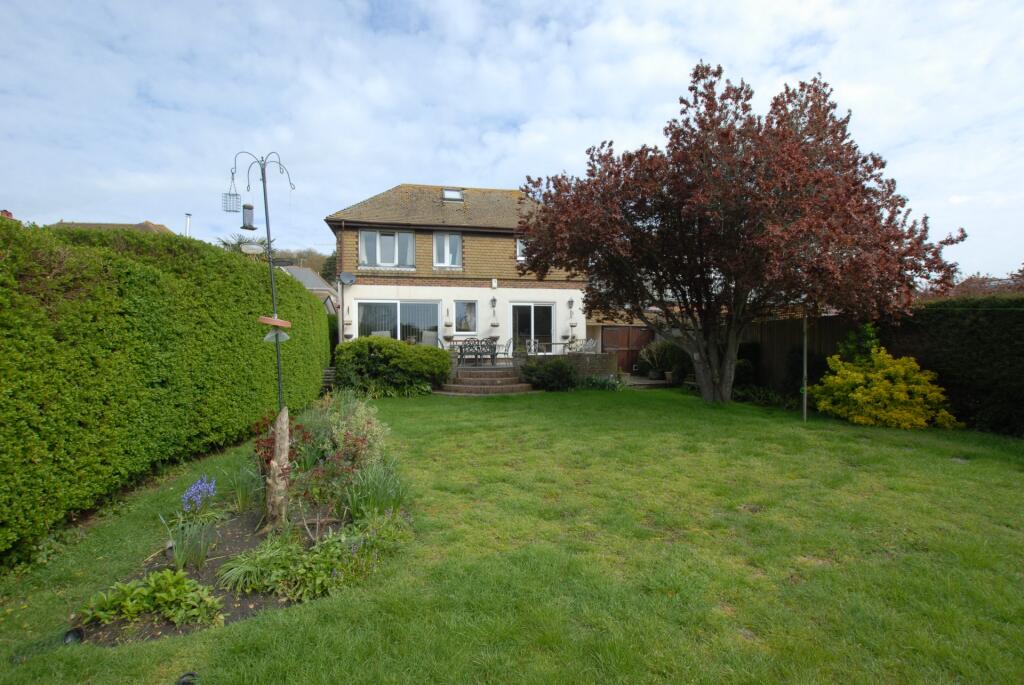 5 bedroom bungalow for sale in Seabrook Road, Hythe, CT21
