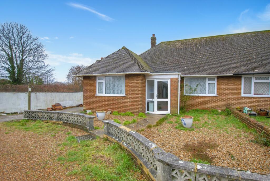 3 bedroom bungalow for sale in Carters Road, Folkestone, CT20