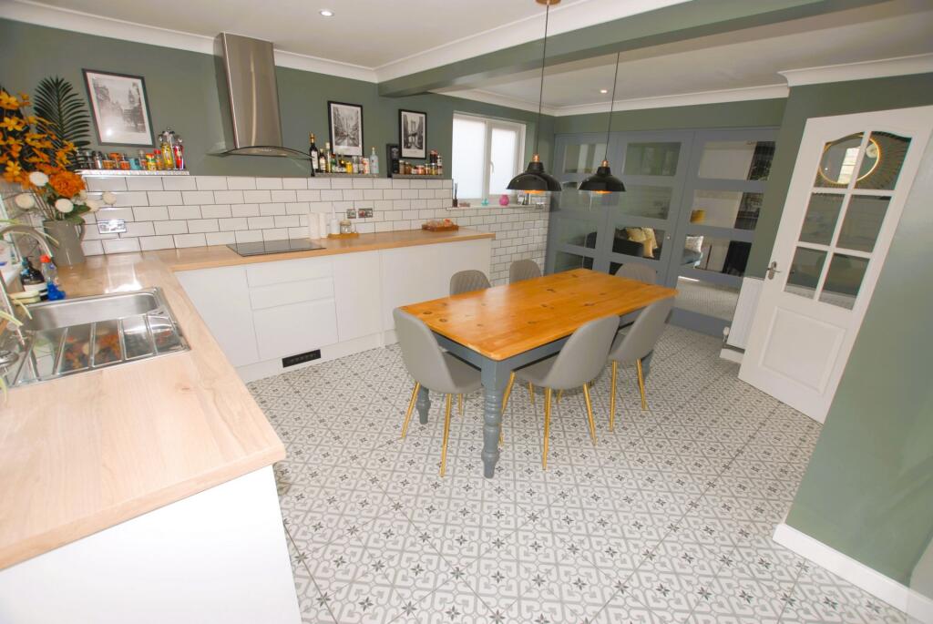 Additional property image - Dental Street, Hythe, CT21