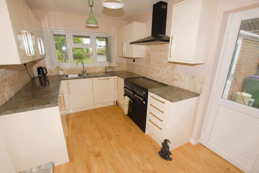 Additional property image - Harpswood Lane, Hythe, CT21