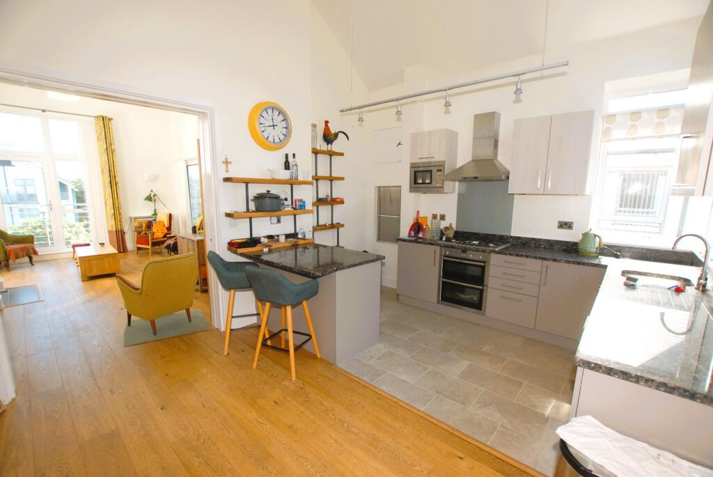 Additional property image - Moncrieff Gardens, Hythe, CT21