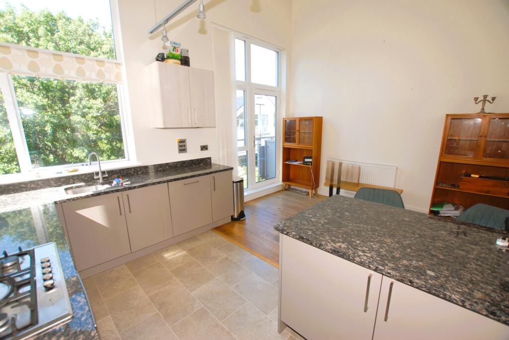 Additional property image - Moncrieff Gardens, Hythe, CT21