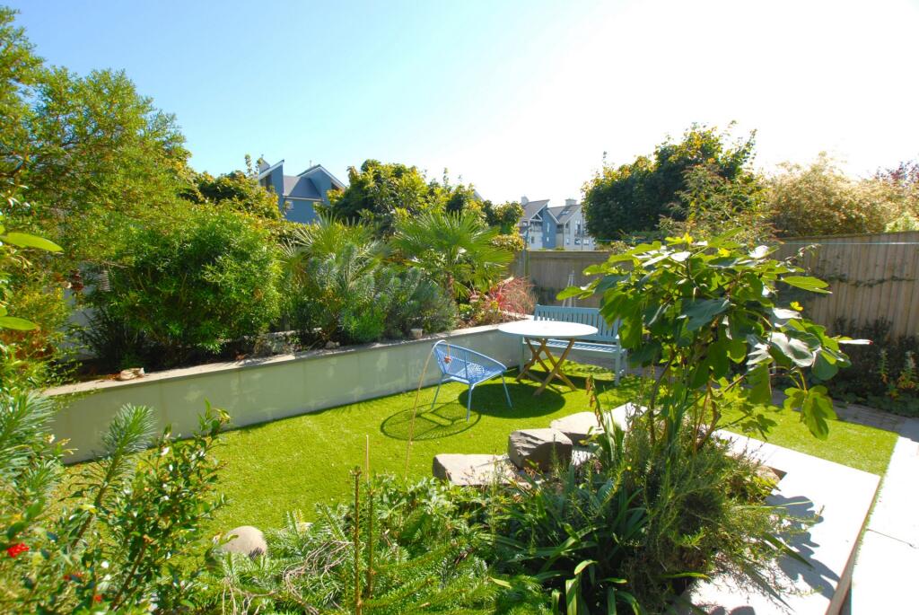 Additional property image - Moncrieff Gardens, Hythe, CT21