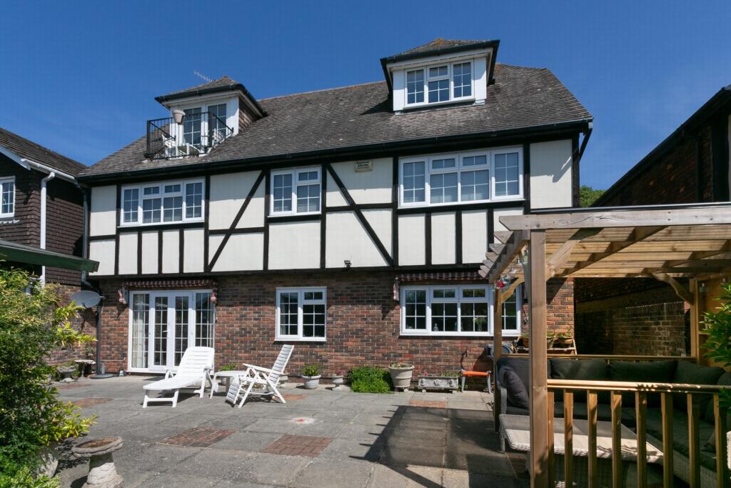 Main image of property: Cannongate Close, Hythe, CT21