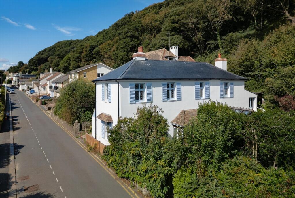 Main image of property: Radnor Cliff, Sandgate, CT20