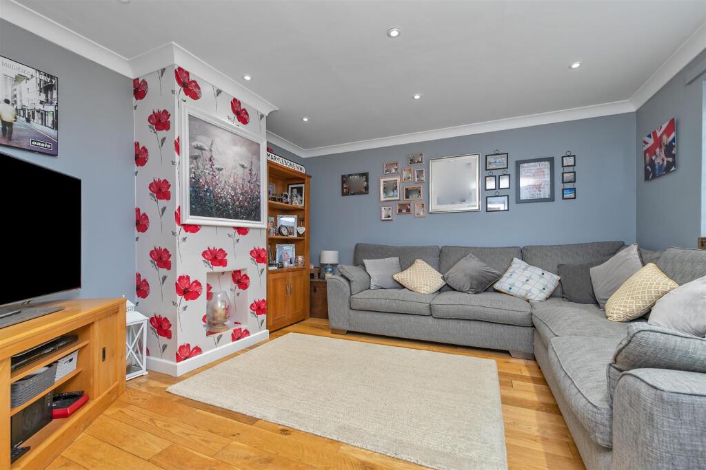 Additional property image - Saxon Road, Wheathampstead, St. Albans