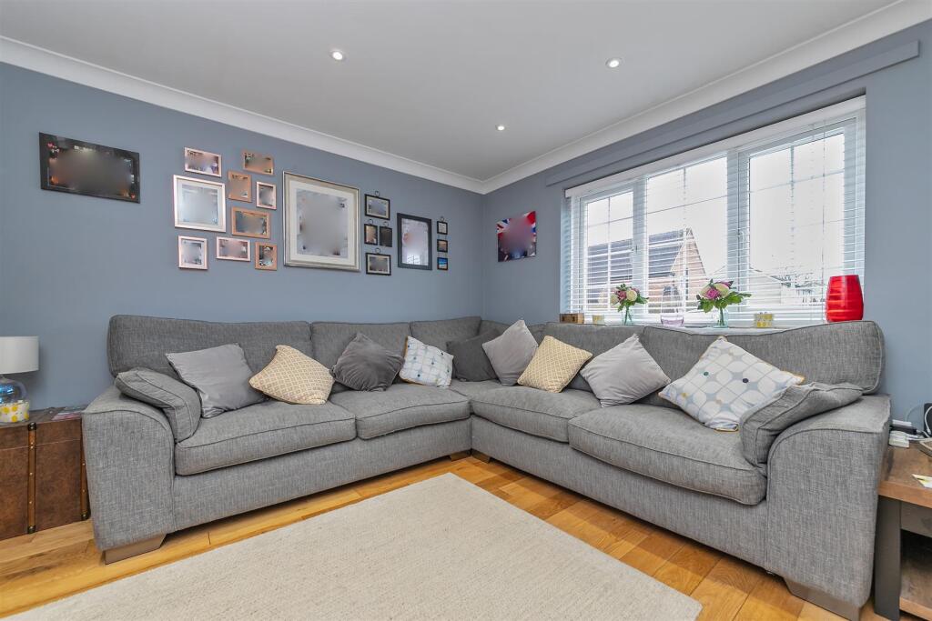 Additional property image - Saxon Road, Wheathampstead, St. Albans