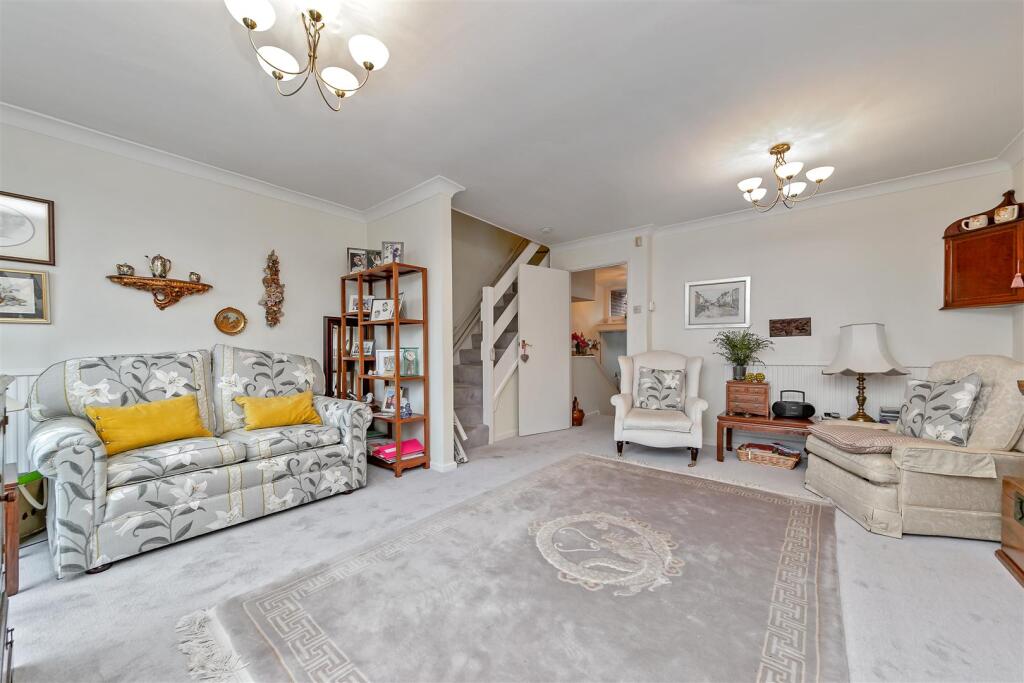 Additional property image - Granary Close, Wheathampstead