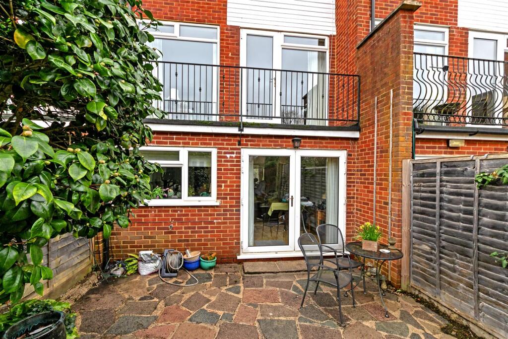 Additional property image - Granary Close, Wheathampstead