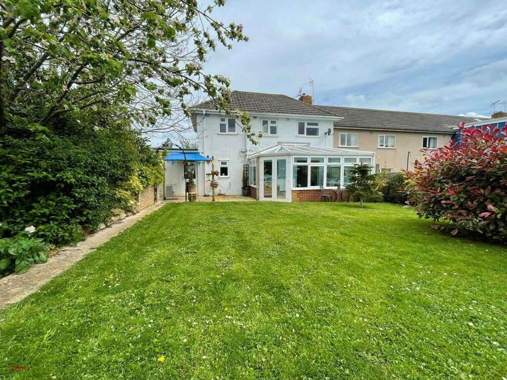 3 bedroom semidetached house for sale in Tyndale Road, Dursley, GL11